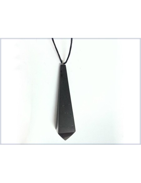 Pingente de shungite alongado